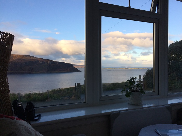 Holiday Cottage Isle of Skye Log Fire Jacuzzi