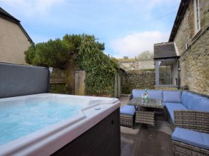 Country Holiday Cottage Matlock Hot Tub