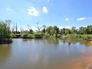 Heart of Suffolk Hot Tub Retreat