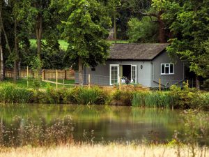 New Forest Lakeside Log Cabin