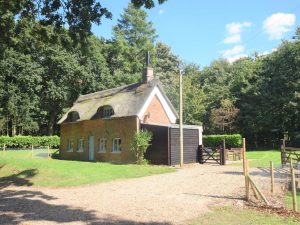 Norfolk Thatched Country Holiday Cottage