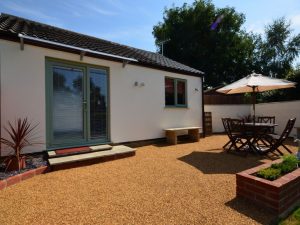 Riverside Holiday Cottage Brundall Norfolk