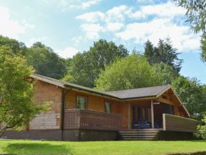 Scottish Highland Lochside Lodges