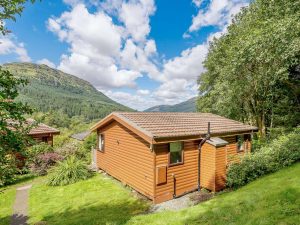 Whistlefield Lodges Loch Eck Argyll