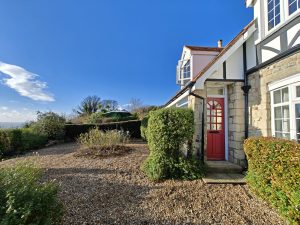 Ventnor Holiday Cottage Sea Views