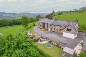 Machynlleth Mid Wales Farm Holiday Cottage