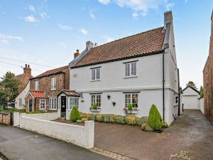  York Holiday Cottages with Hot Tub